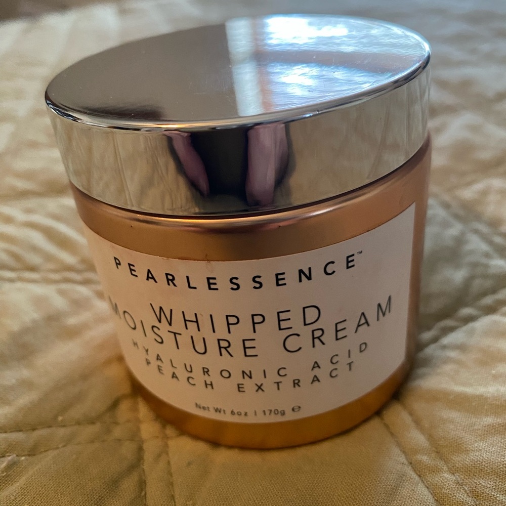 Pearlessence Gold Whipped Moisture Cream